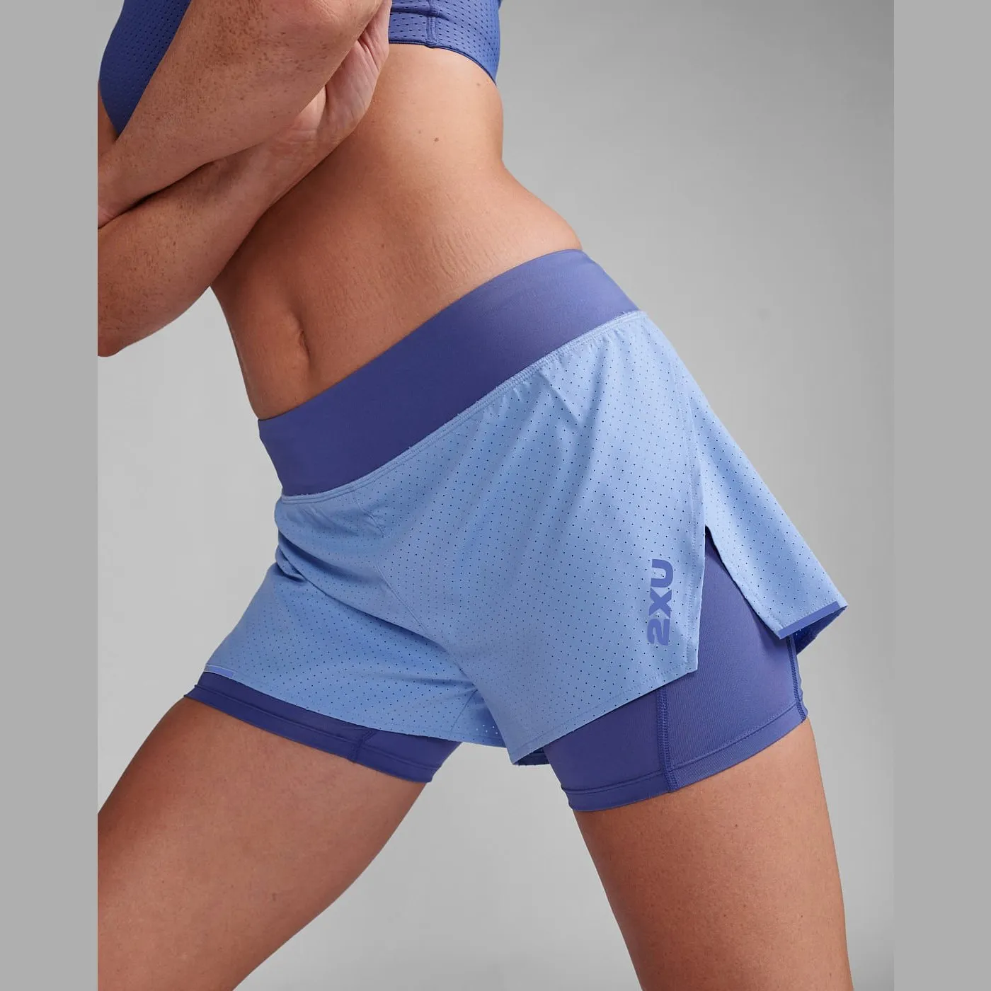 2XU Aero 2-in-1 4 Inch Short Women