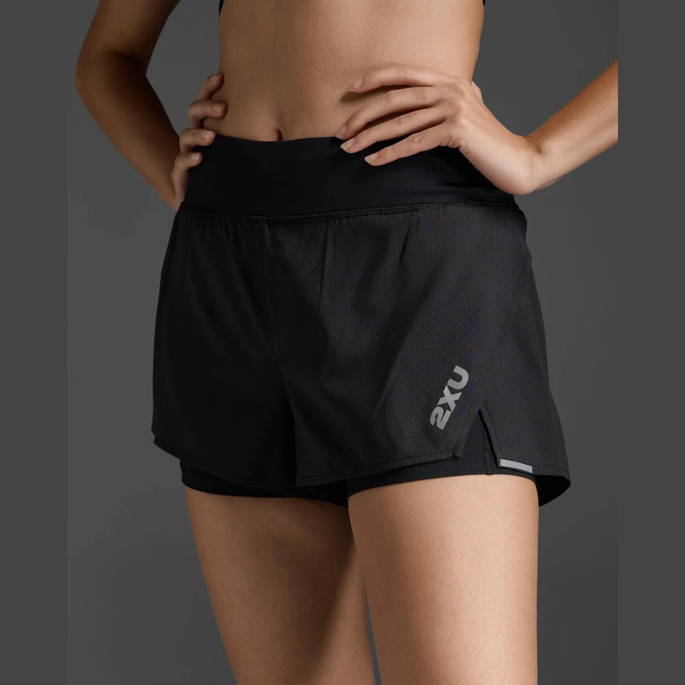 2XU Aero 2-in-1 4 Inch Short Women