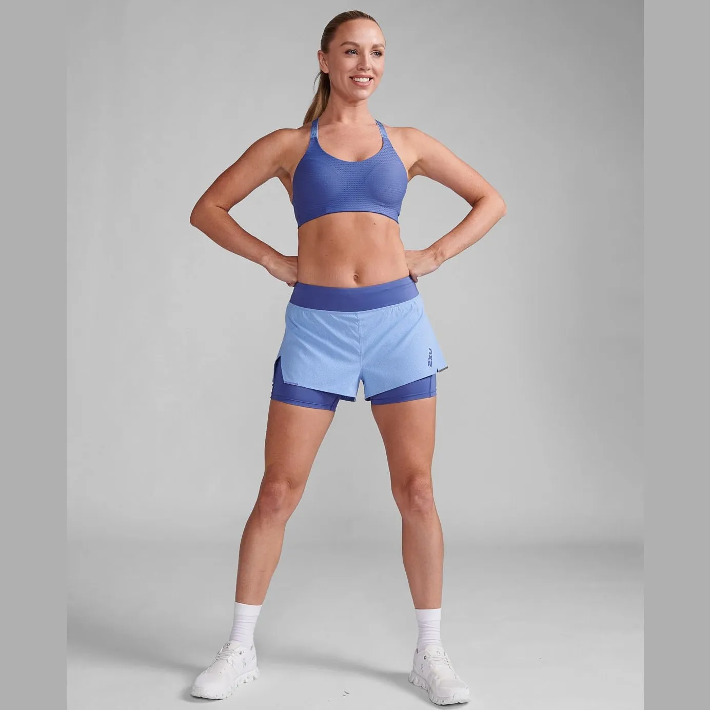 2XU Aero 2-in-1 4 Inch Short Women