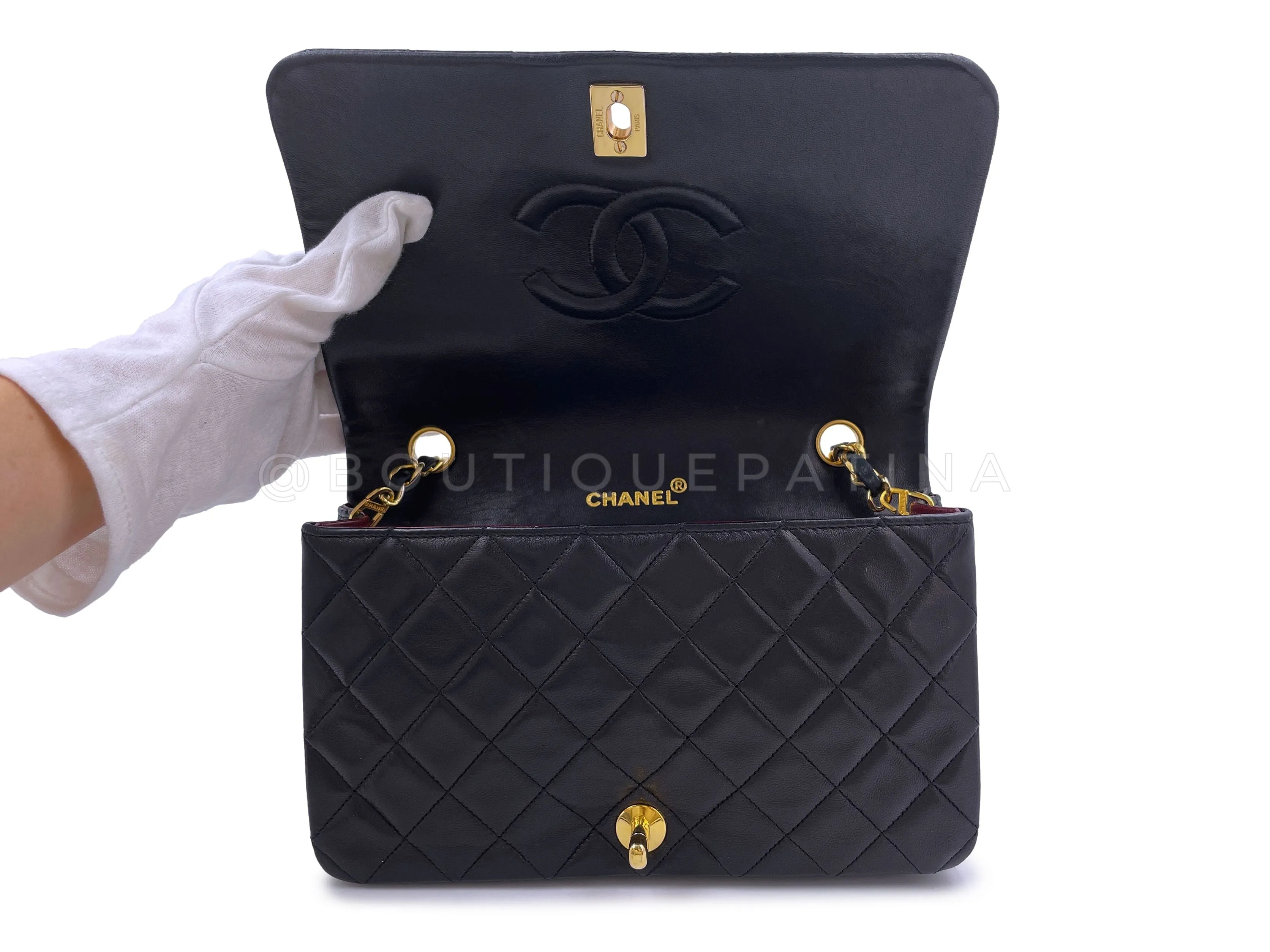 Chanel 1991 Vintage Black Medium Full Flap Bag 24k GHW Lambskin