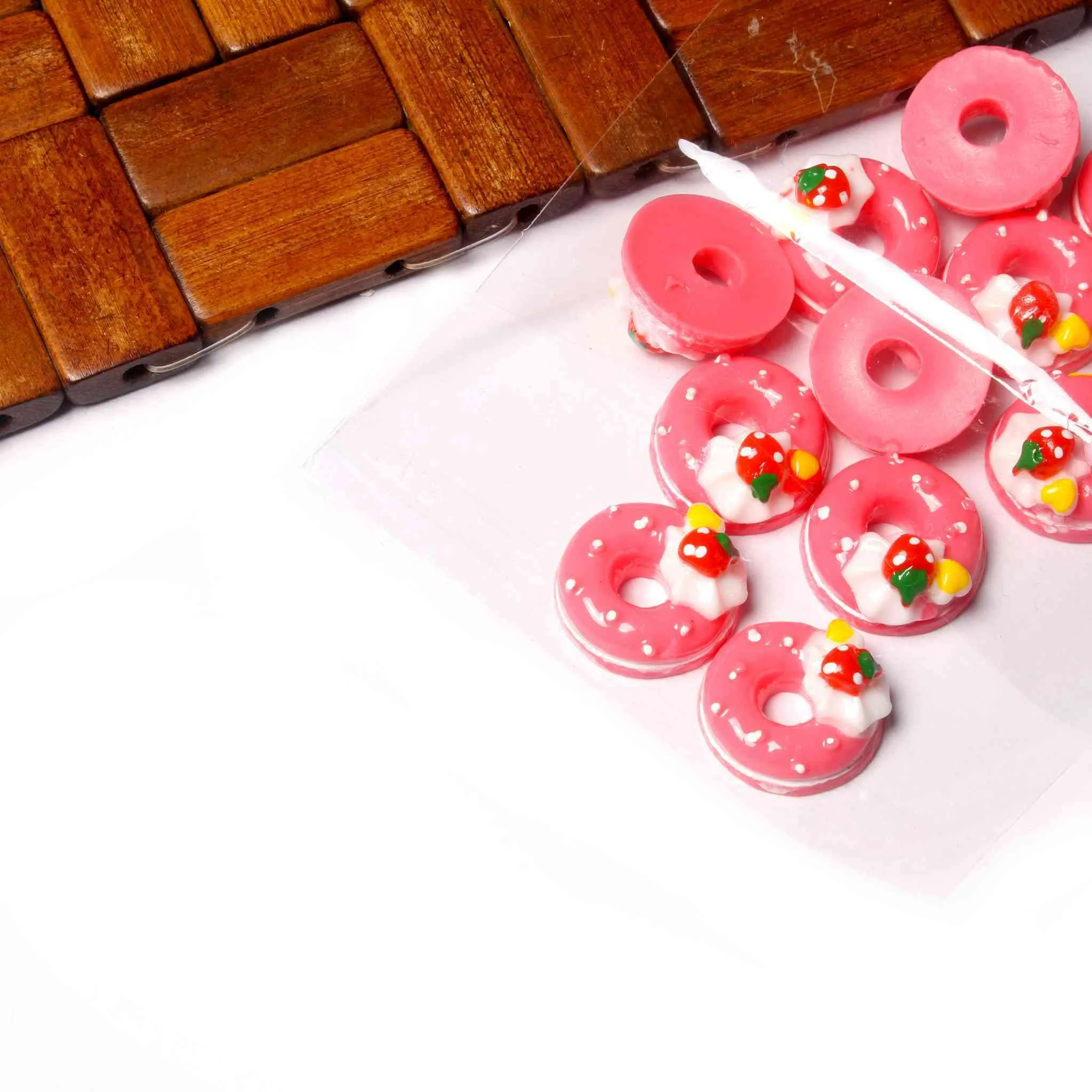 Sweet Escape: Flat Back Donut Cabochons for DIY Fun (10 Pcs)